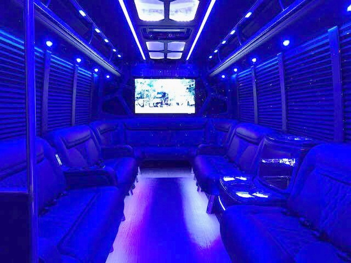 Limo Bus for Sale in Oaklyn, NJ - Photo 9