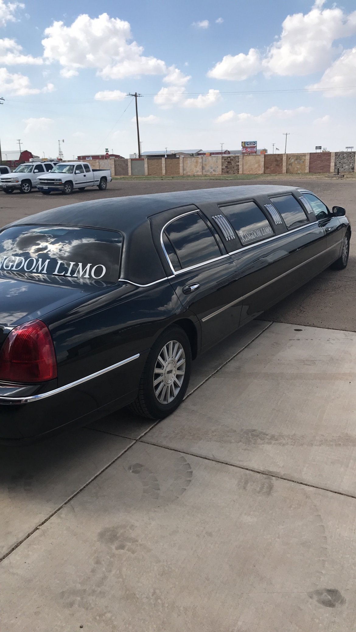 Limousine for Sale in Amarillo, TX - Photo 4