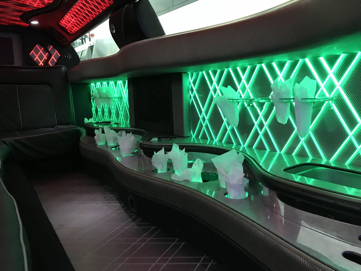 Limousine for Sale in Hillside, NJ - Photo 14
