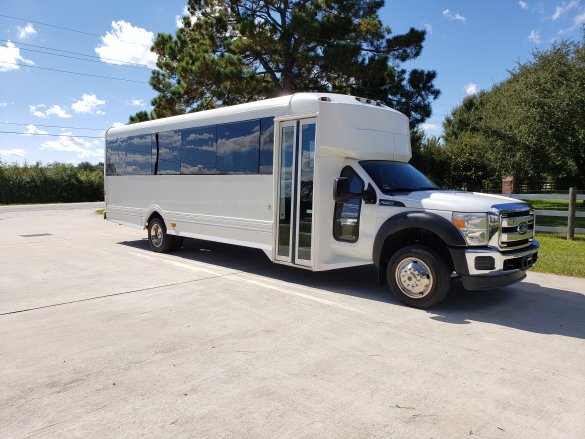 2015 Ford F550 Limo Bus for Sale in Houston, TX - Photo 2