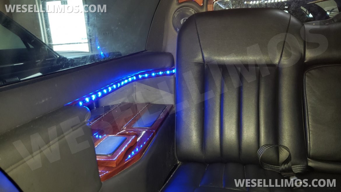 Limousine for Sale in Papillion, NE - Photo 5