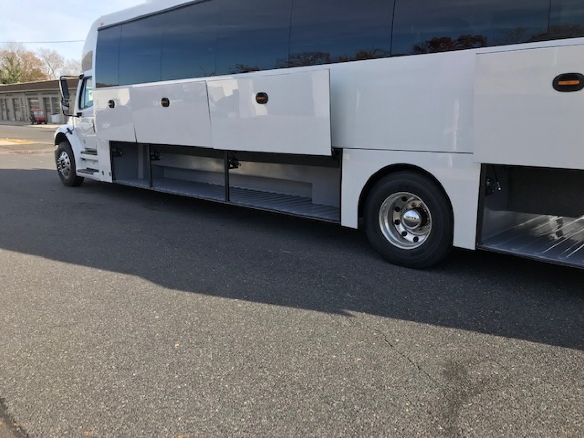 Shuttle Bus for Sale in Oaklyn, NJ - Photo 7