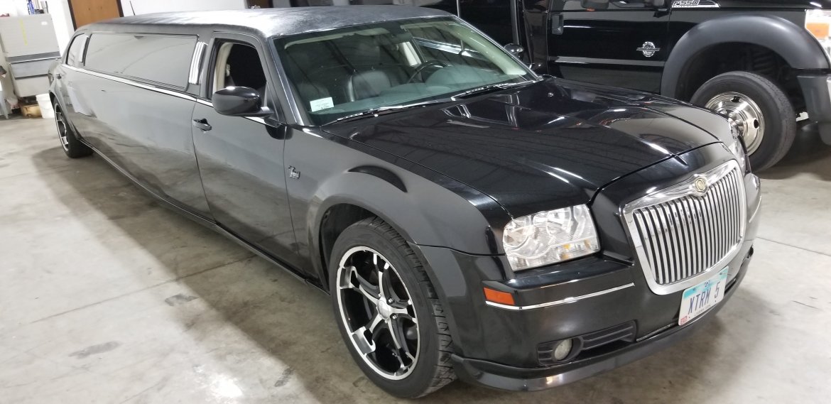 Limousine for Sale in columbus, OH - Photo 4