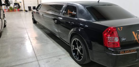 2008 Chrysler 300 Limousine for Sale in columbus, OH - Photo 2