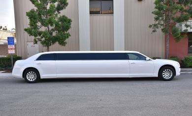 2013 Chrysler 300 Limousine for Sale in fontana, CA - Main Photo