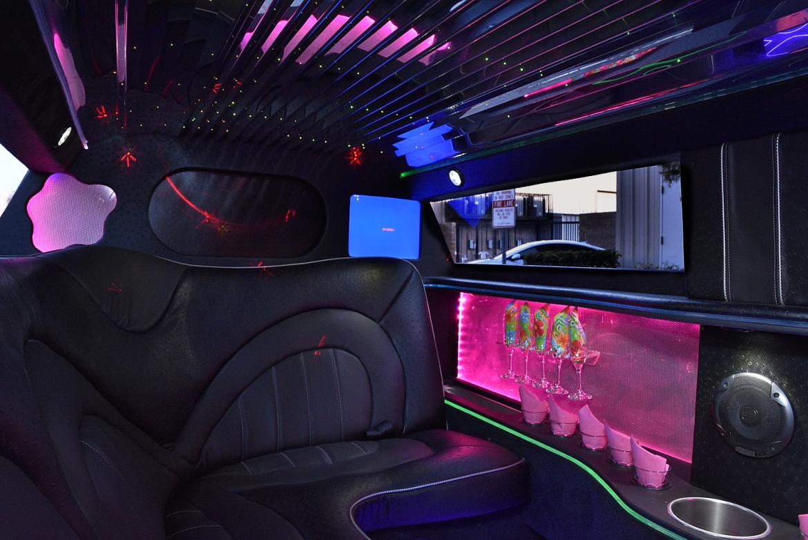 Photo of Limousine for sale: 2013 Chrysler 300 140&quot; by Imperial