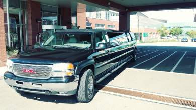2002 GMC Denali / Yukon SUV Stretch for Sale in Erie, PA - Photo 2