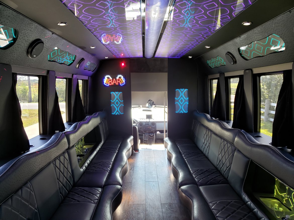 Limo Bus for Sale in Houston, TX - Photo 13