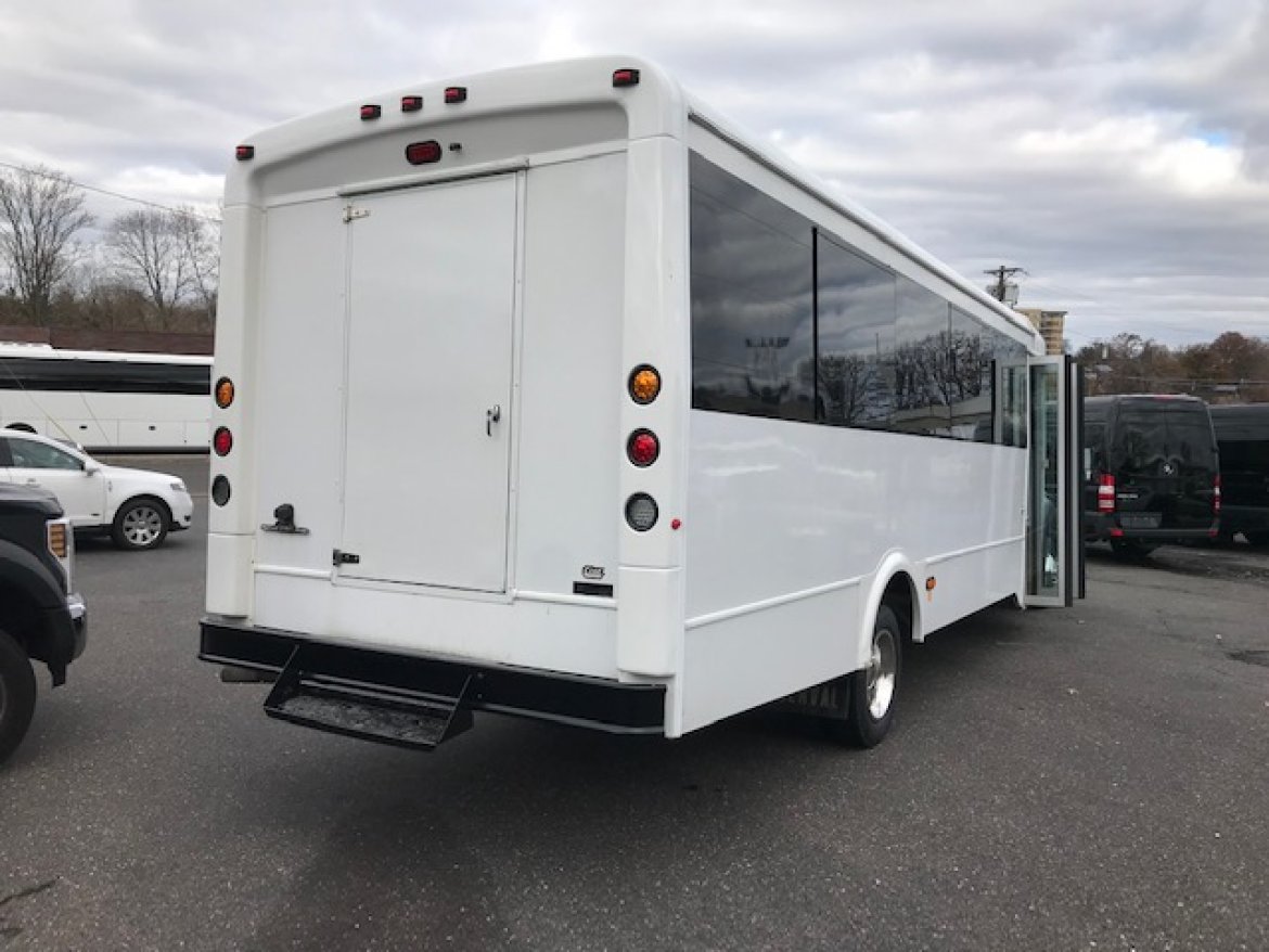 Shuttle Bus for Sale in Oaklyn, NJ - Photo 6