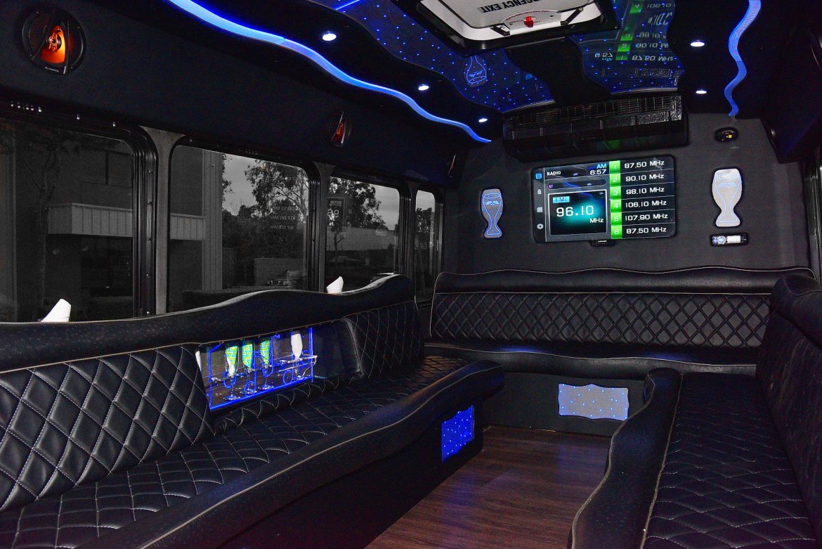 Limo Bus for Sale in Fontana, CA - Photo 13
