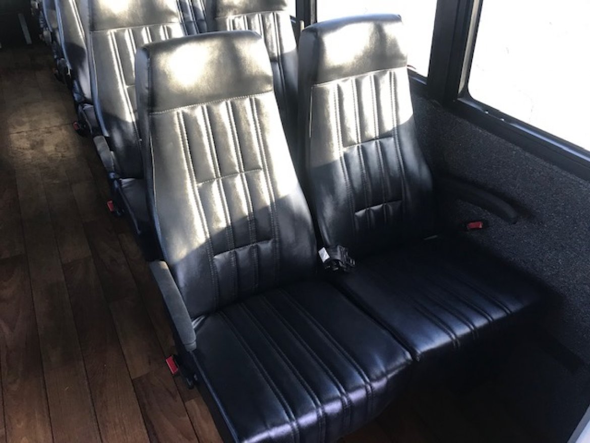 Executive Shuttle for Sale in Riverside, CA - Photo 11