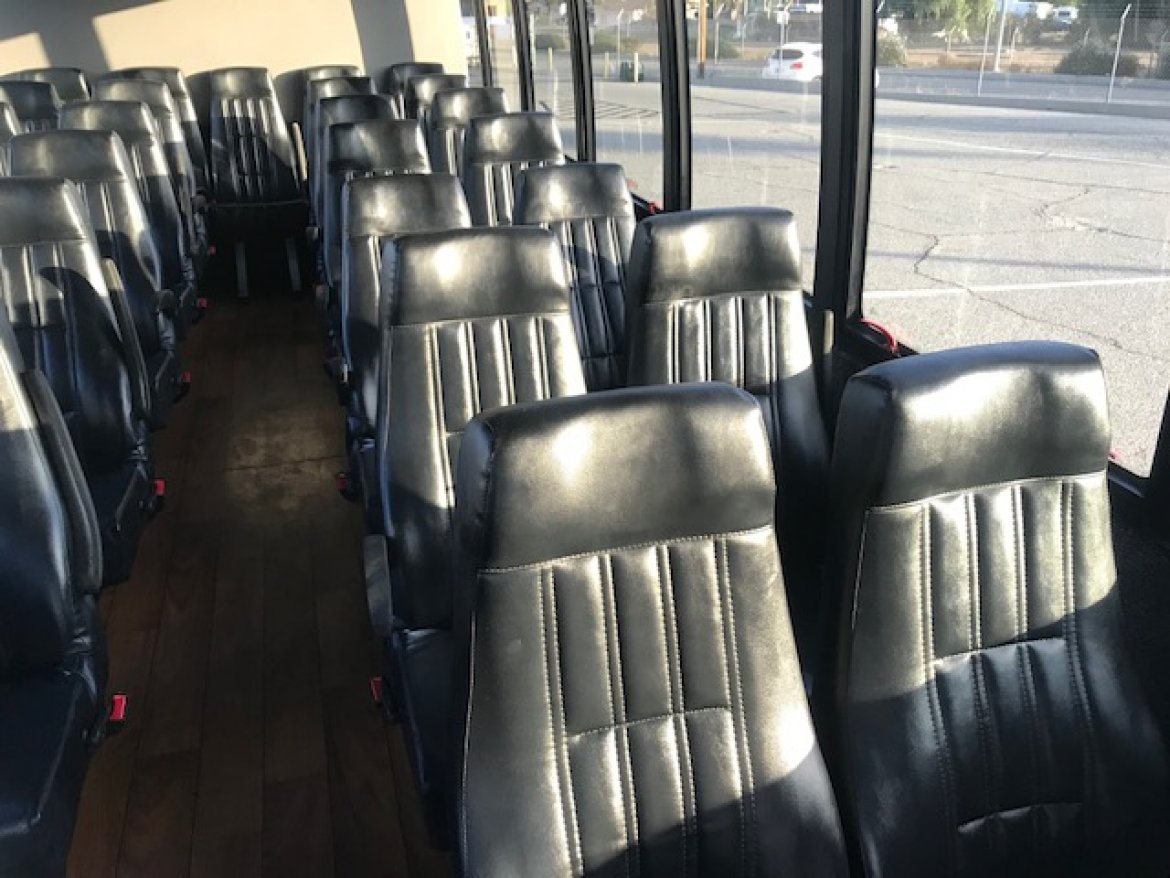 Executive Shuttle for Sale in Riverside, CA - Photo 14