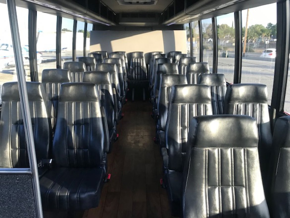 Executive Shuttle for Sale in Riverside, CA - Photo 24