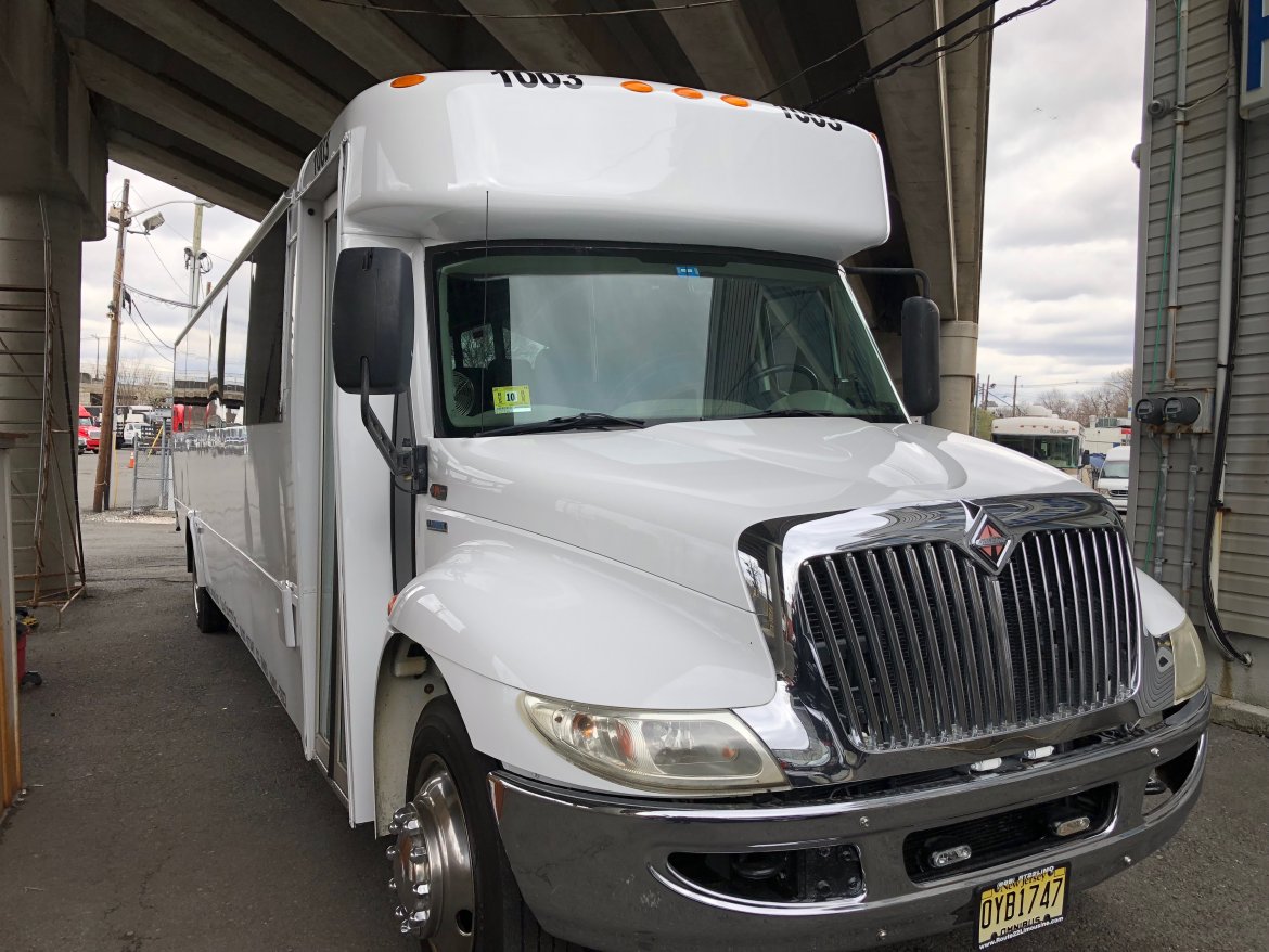 Shuttle Bus for Sale in Hillside, NJ - Photo 7