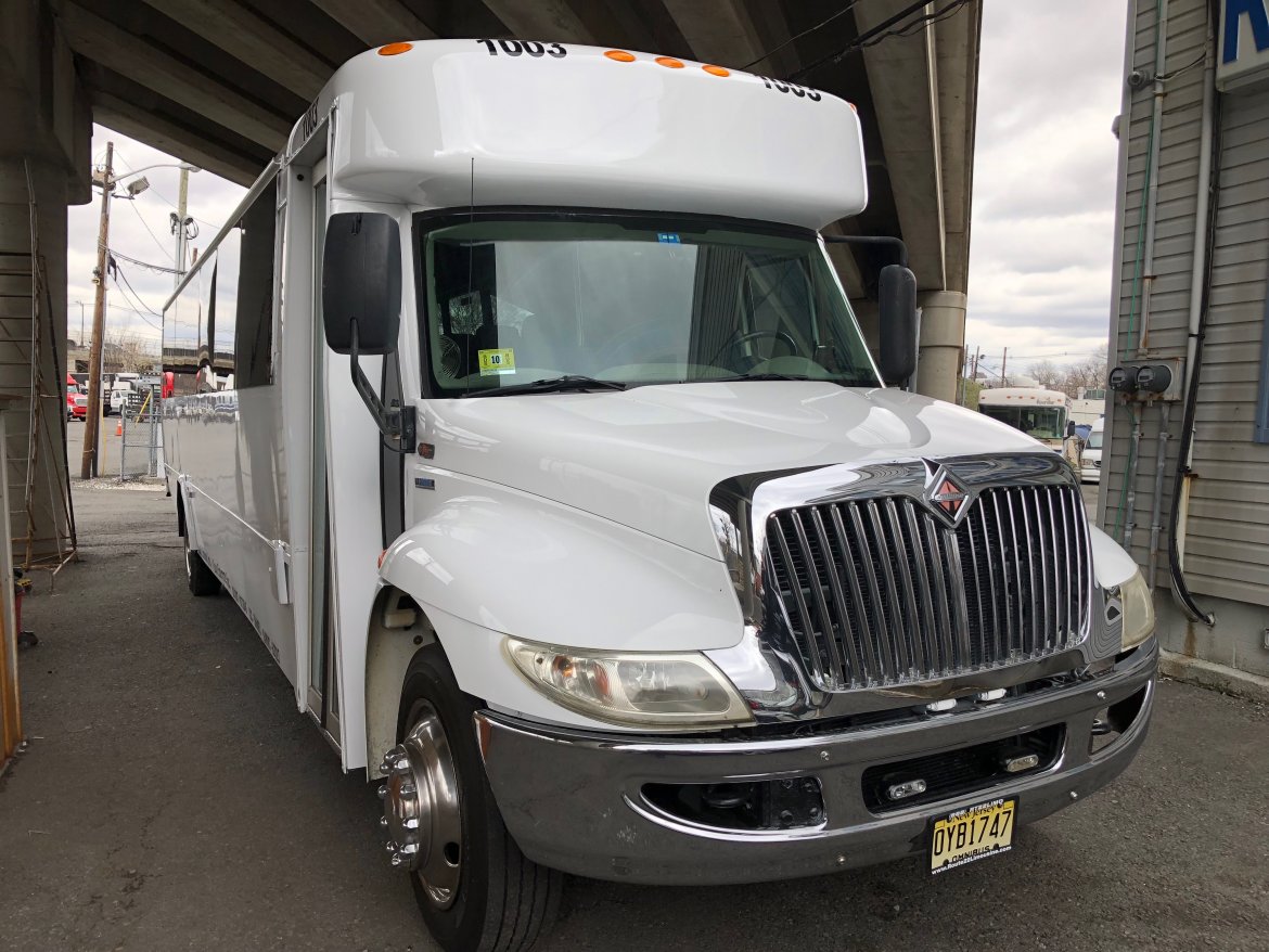 Shuttle Bus for Sale in Hillside, NJ - Photo 8