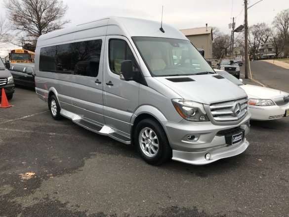 2018 Mercedes-Benz Sprinter 2500 Business Class Sprinter for Sale in Oaklyn, NJ - Photo 3