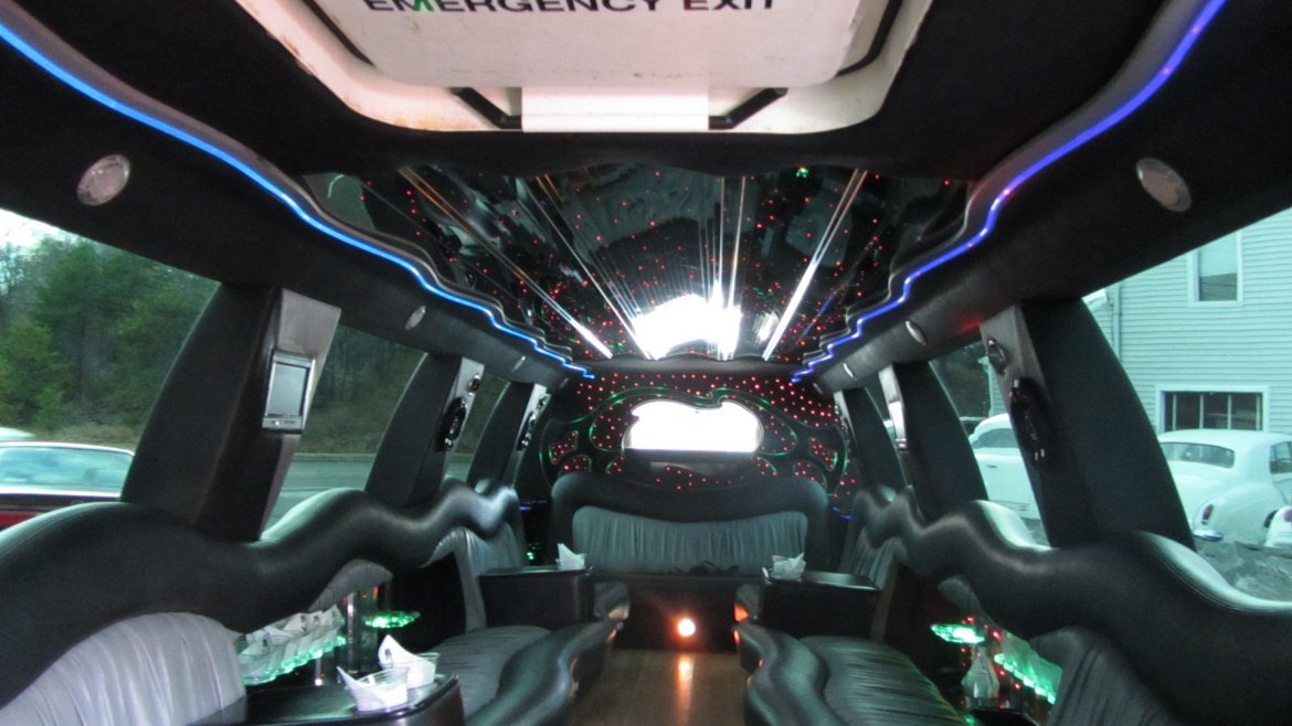 SUV Stretch for Sale in Commack, NY - Photo 10
