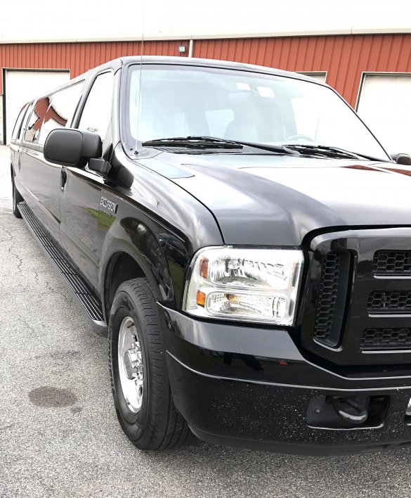 2005 Ford Excursion SUV Stretch for Sale in Oaklyn, NJ - Photo 2