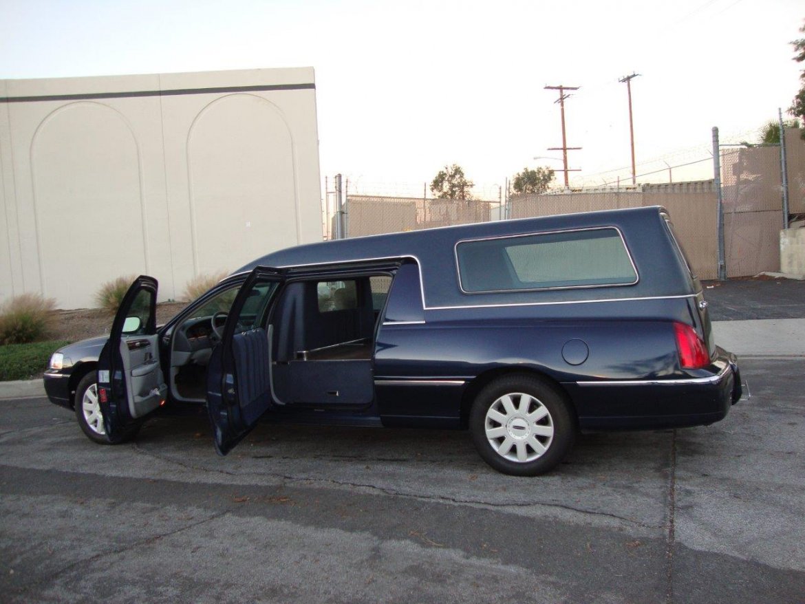 Funeral for Sale in Carson, CA - Photo 10