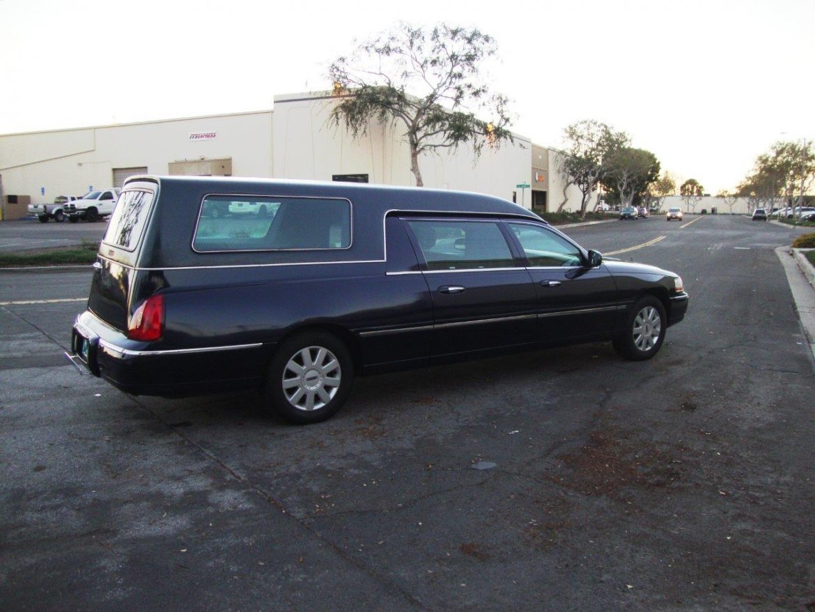 Funeral for Sale in Carson, CA - Photo 13