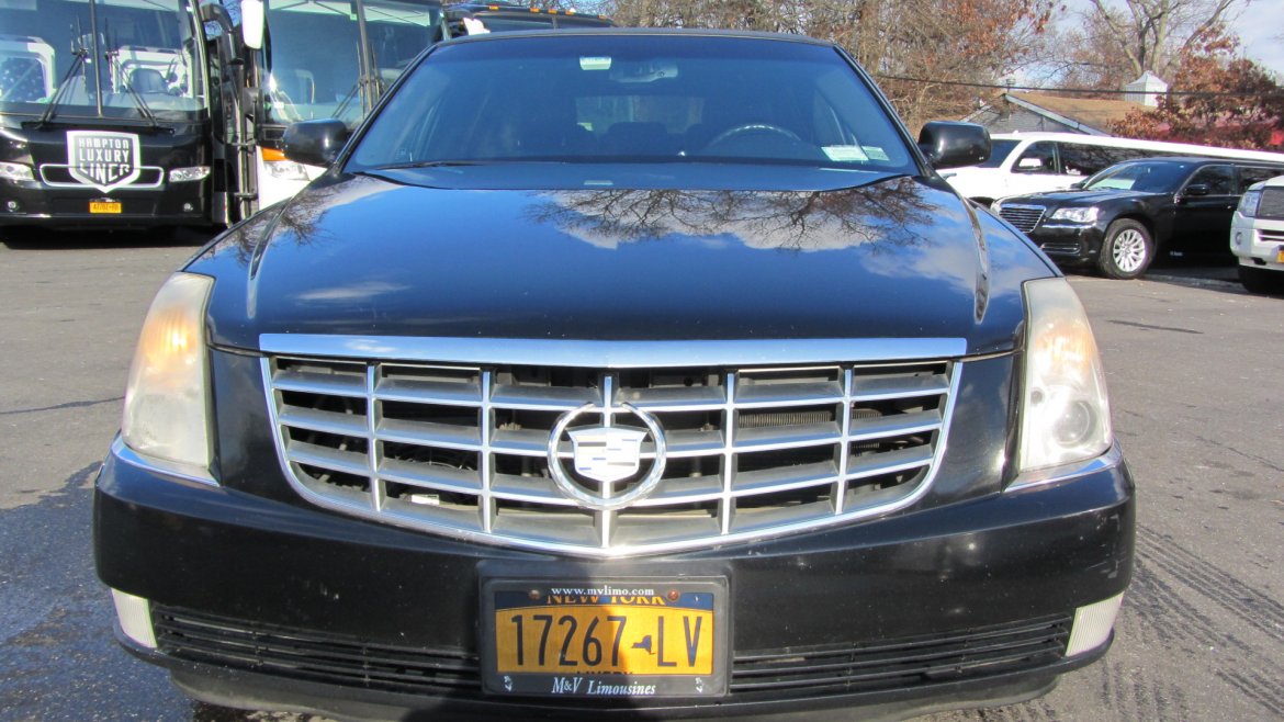 Limousine for Sale in Commack, NY - Photo 2