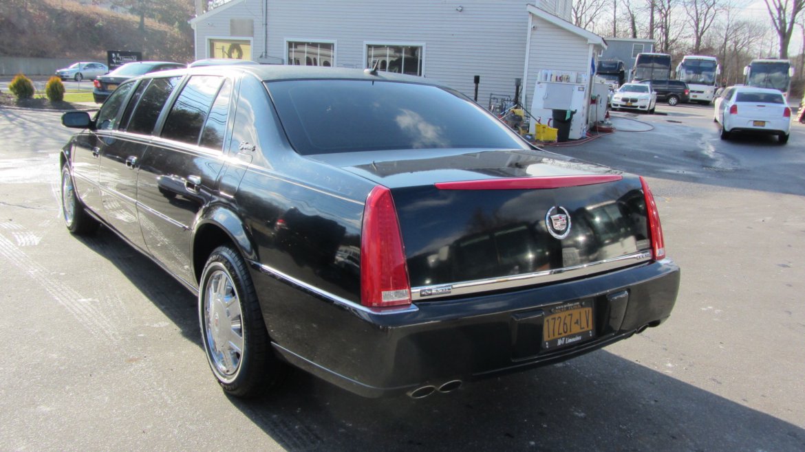 Limousine for Sale in Commack, NY - Photo 5