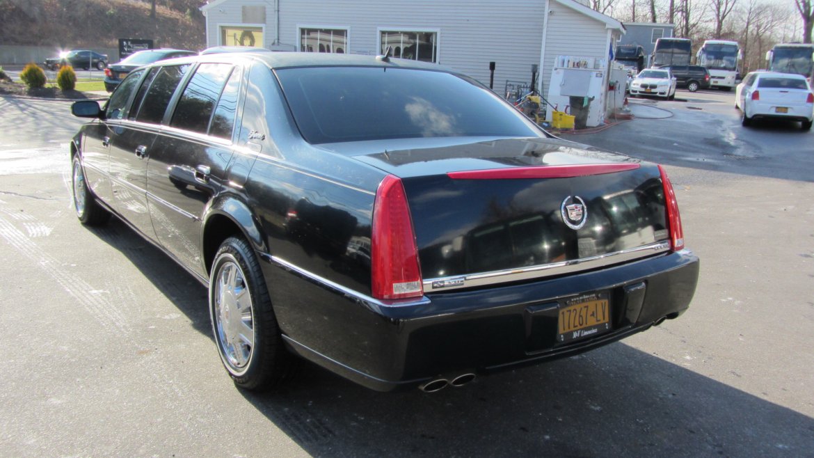 Limousine for Sale in Commack, NY - Photo 6