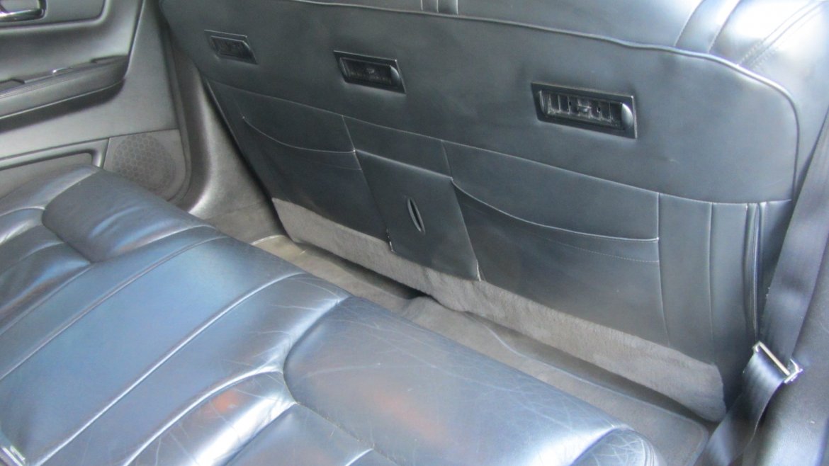 Limousine for Sale in Commack, NY - Photo 12