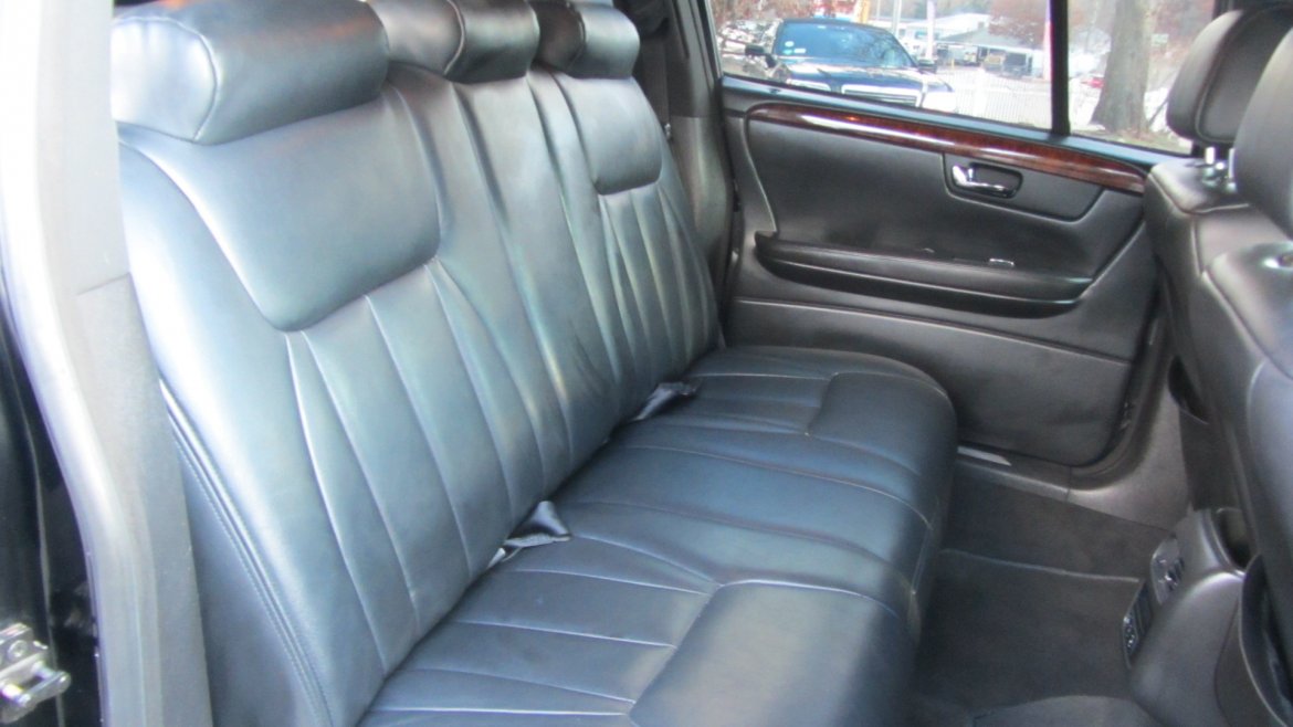 Limousine for Sale in Commack, NY - Photo 14
