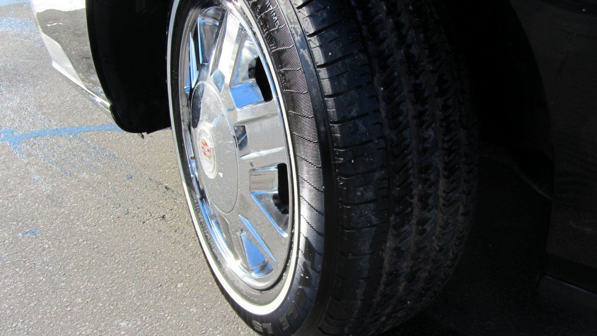 Limousine for Sale in Commack, NY - Photo 19