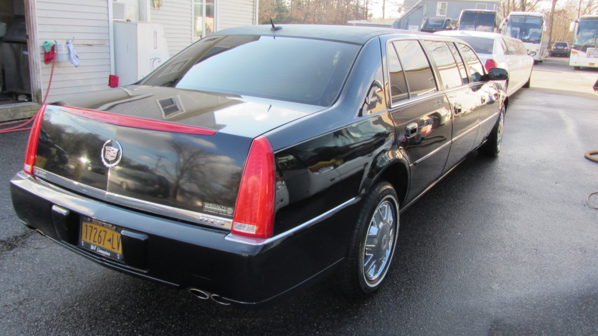 Limousine for Sale in Commack, NY - Photo 24