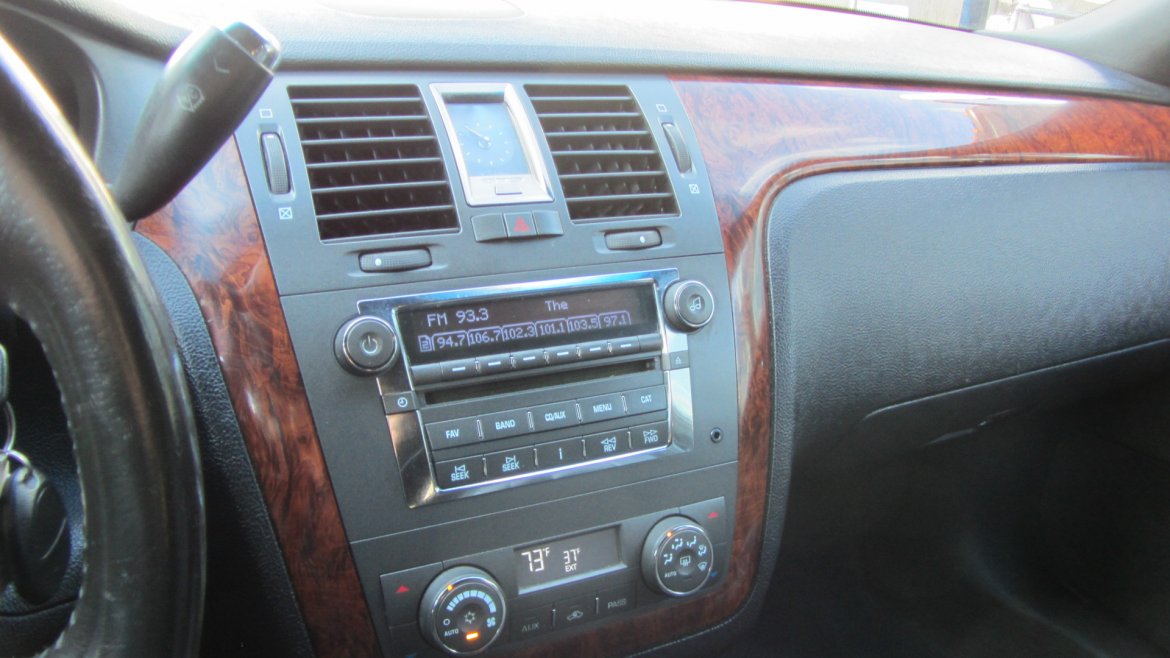 Limousine for Sale in Commack, NY - Photo 25