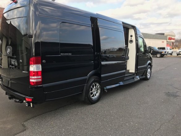 2018 Mercedes-Benz Sprinter 3500 Super Single Sprinter for Sale in Oaklyn, NJ - Photo 2