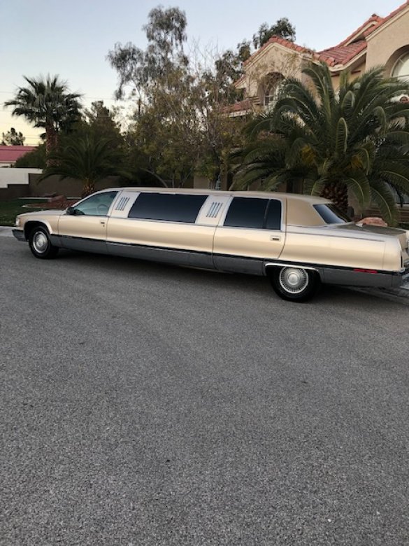 1995 Cadillac Fleetwood Brougham Limousine for Sale in Las Vegas, NV - Main Photo