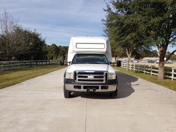 2007 Ford F550 Limo Bus for Sale in Houston, TX - Photo 2
