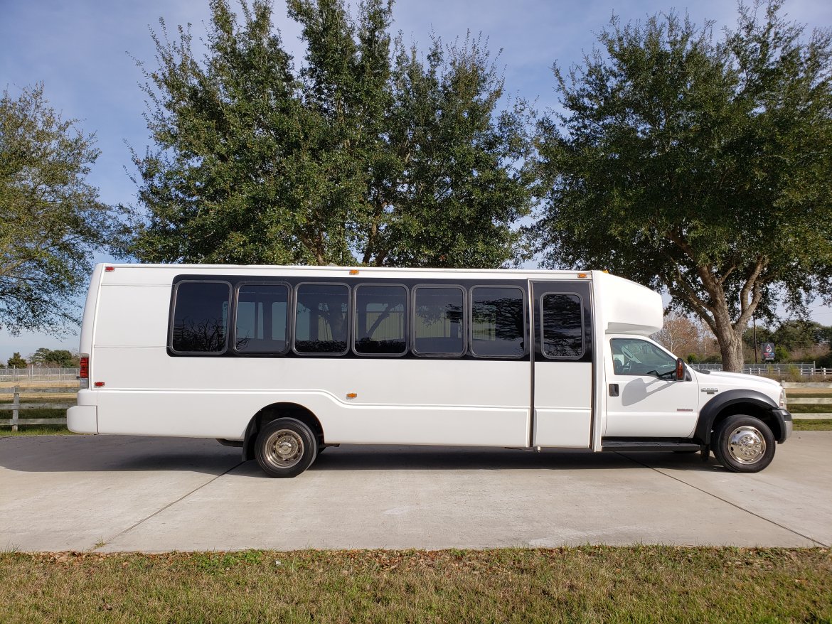 Limo Bus for Sale in Houston, TX - Photo 5
