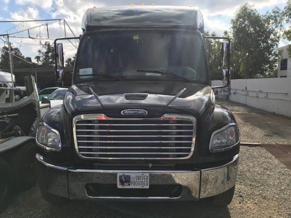 2016 Freightliner M2 Executive Shuttle for Sale in Riverside, CA - Photo 2