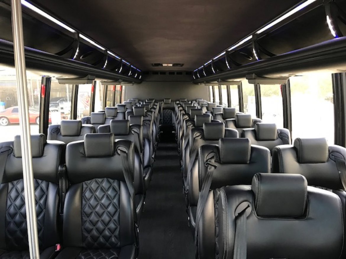 Executive Shuttle for Sale in Riverside, CA - Photo 9