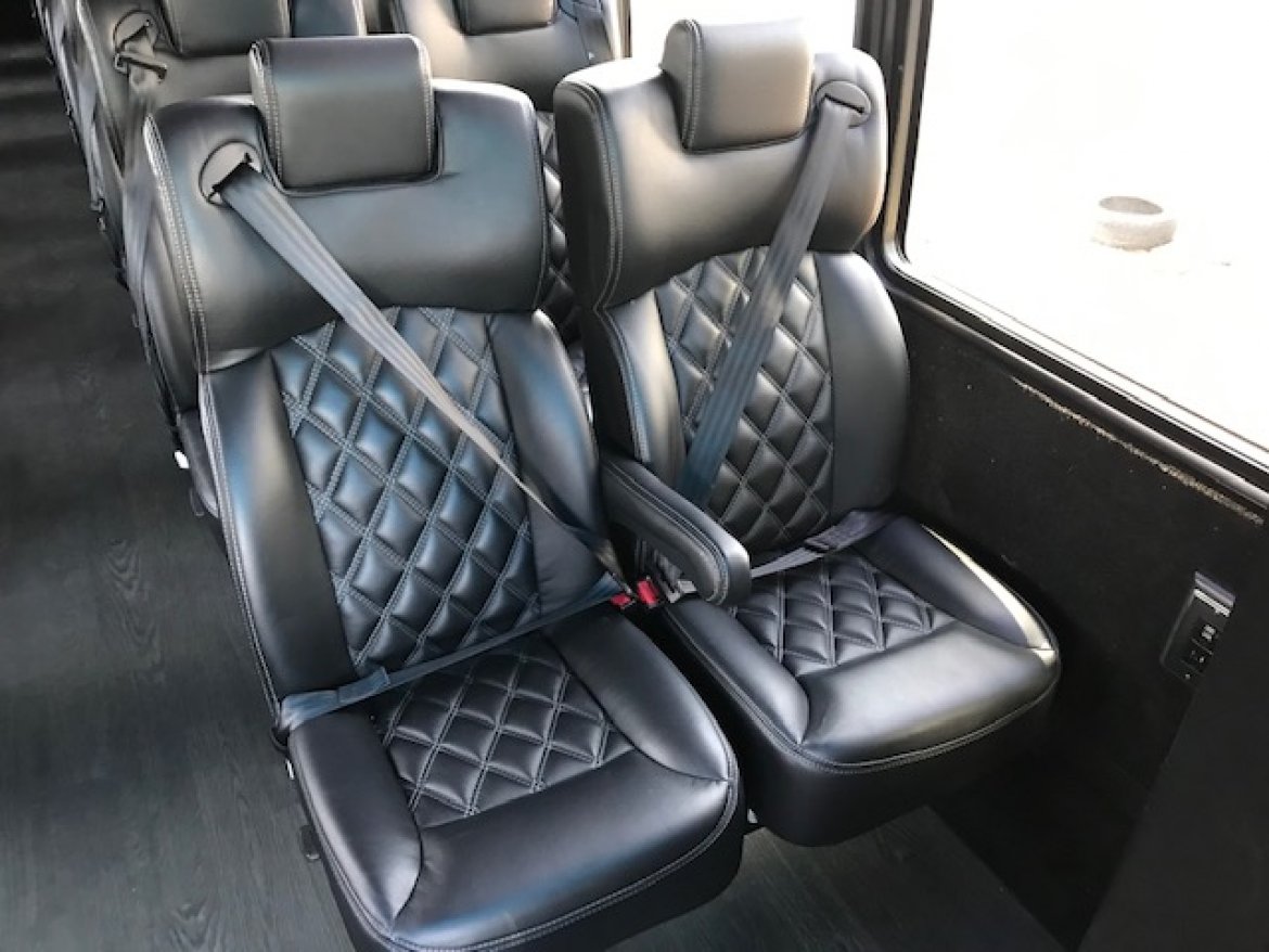 Executive Shuttle for Sale in Riverside, CA - Photo 10