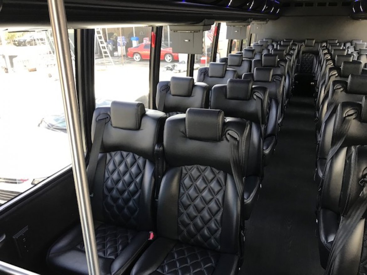 Executive Shuttle for Sale in Riverside, CA - Photo 20