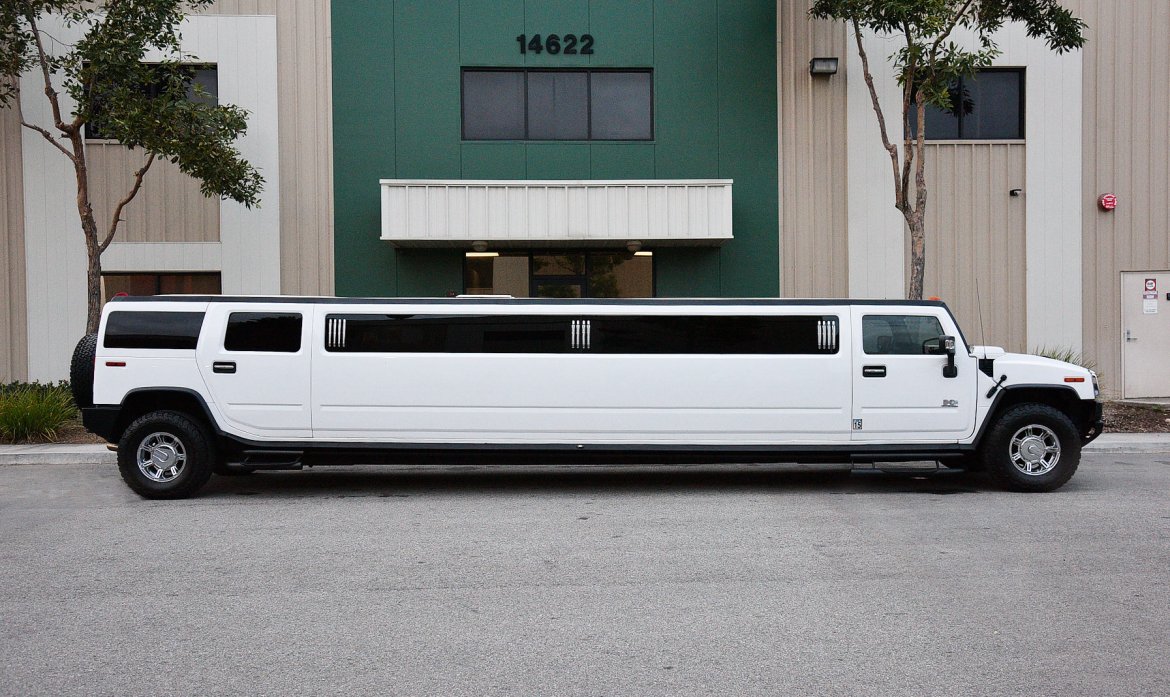 SUV Stretch for Sale in Fontana, CA - Photo 7