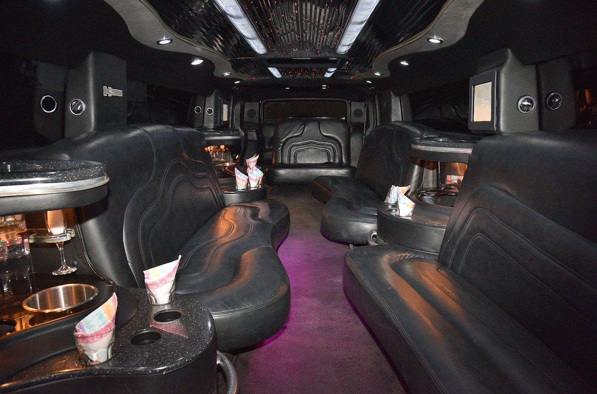 SUV Stretch for Sale in Fontana, CA - Photo 14