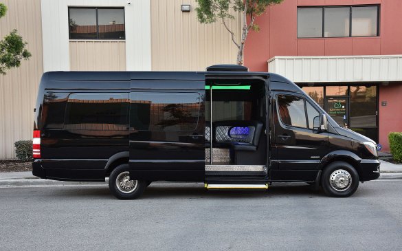 2014 Mercedes-Benz Sprinter 3500 Sprinter for Sale in Fontana, CA - Photo 2