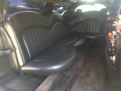 2008 Lincoln Town Car Limousine for Sale in Houston, Texas, US - Photo 4