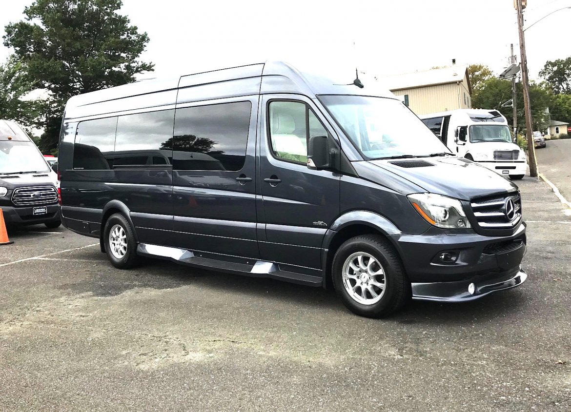 New 2018 Mercedes Benz Sprinter 3500 Super Single For Sale In Oaklyn