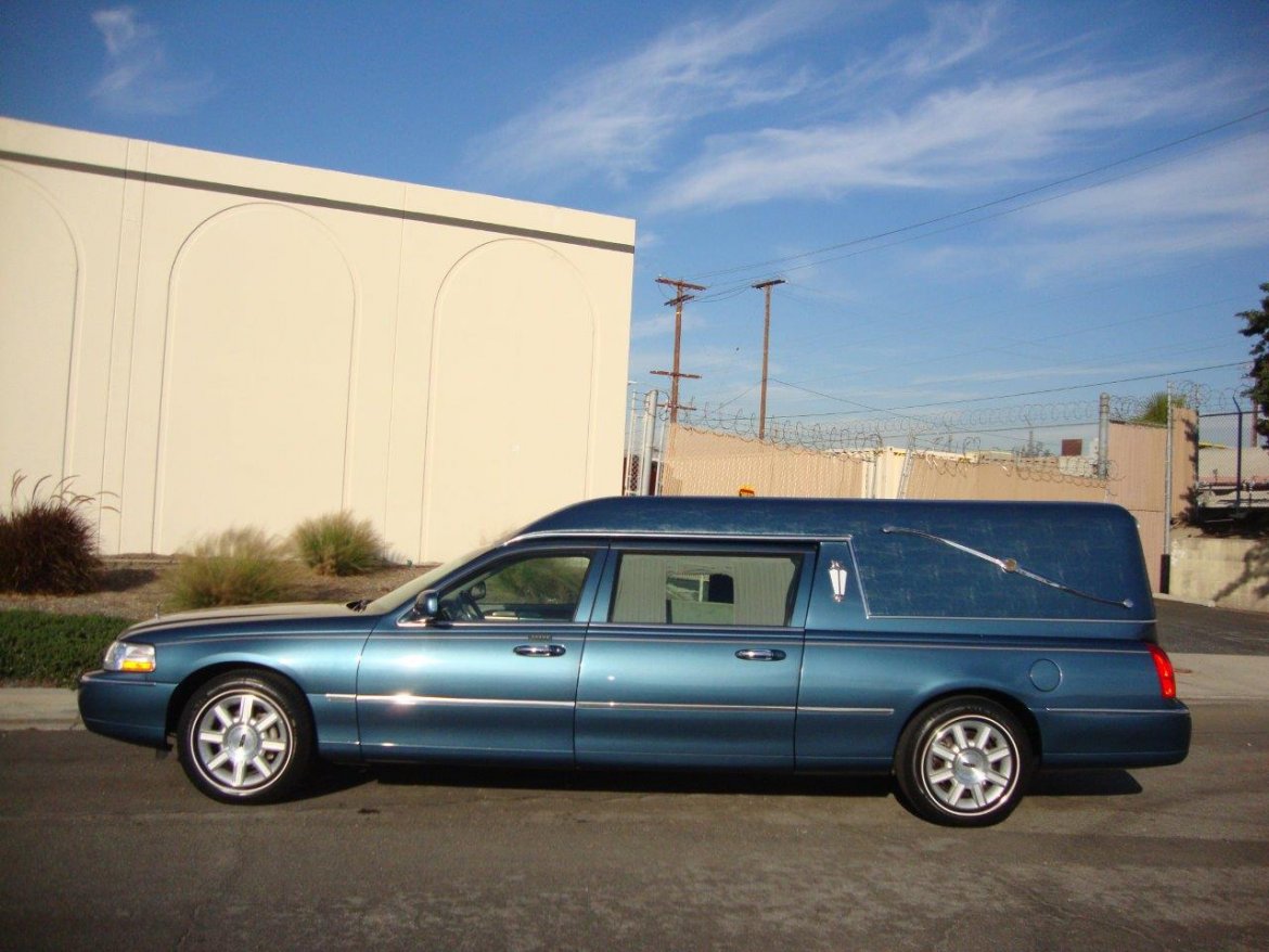 Funeral for Sale in Carson, CA - Photo 4