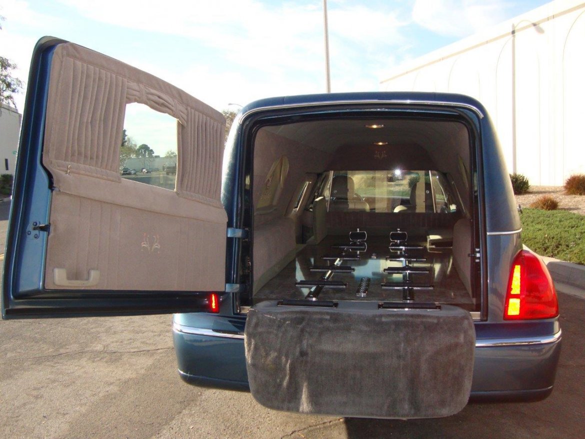 Funeral for Sale in Carson, CA - Photo 8