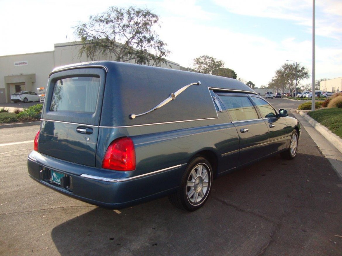 Funeral for Sale in Carson, CA - Photo 10
