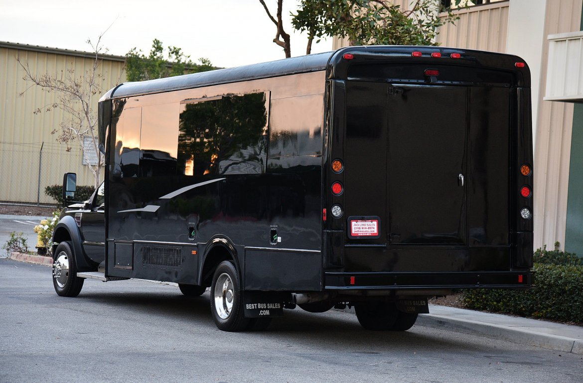 Limo Bus for Sale in Fontana, CA - Photo 2