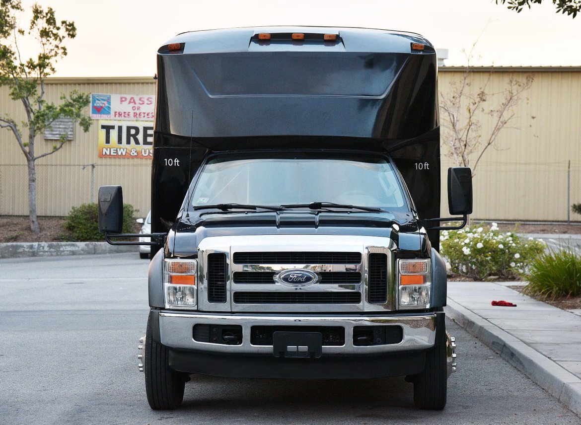 Limo Bus for Sale in Fontana, CA - Photo 5